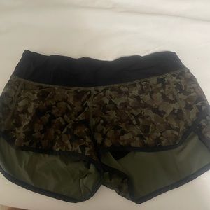 Lululemon speed up shorts